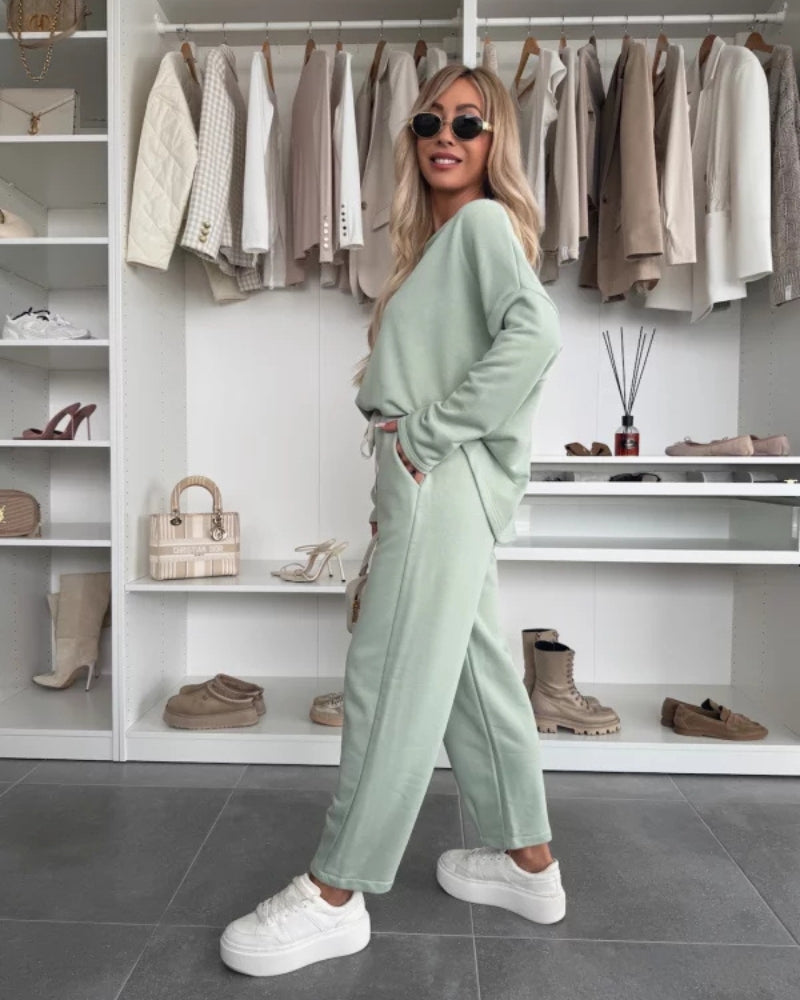 AINE™ - Relaxed Two-Piece Outfit