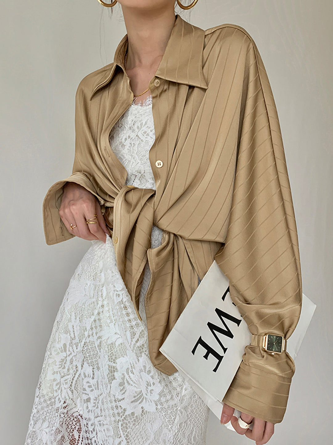 Charlotte™ | Camisa Gola Social Abotoada Extragrande